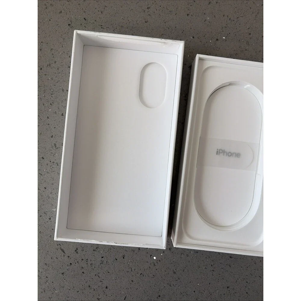 Apple iPhone 17 Sage 256 Gb (No Phone - Box Only)